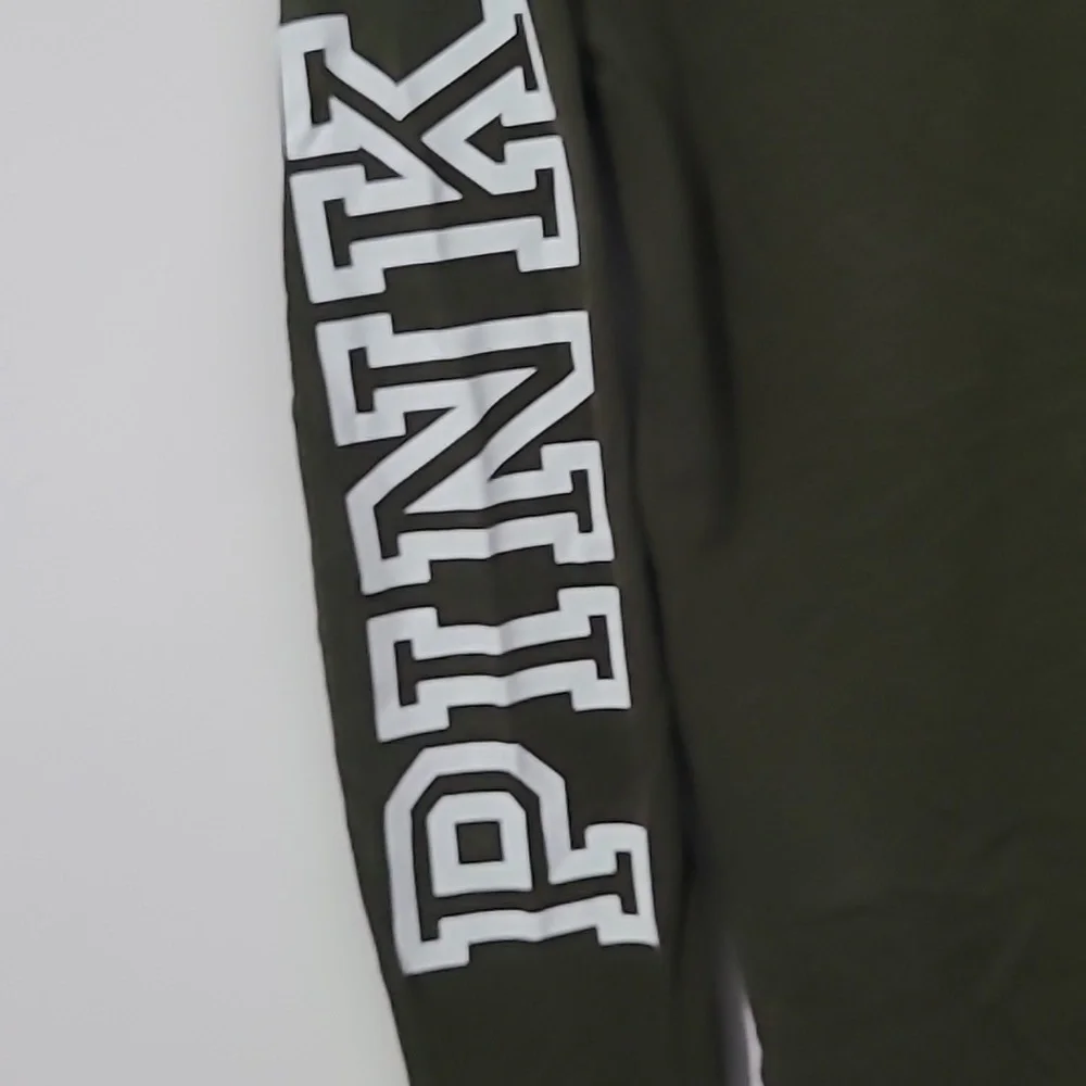 PINK V-Neck Tee Hunter Green - Picture 5 of 7